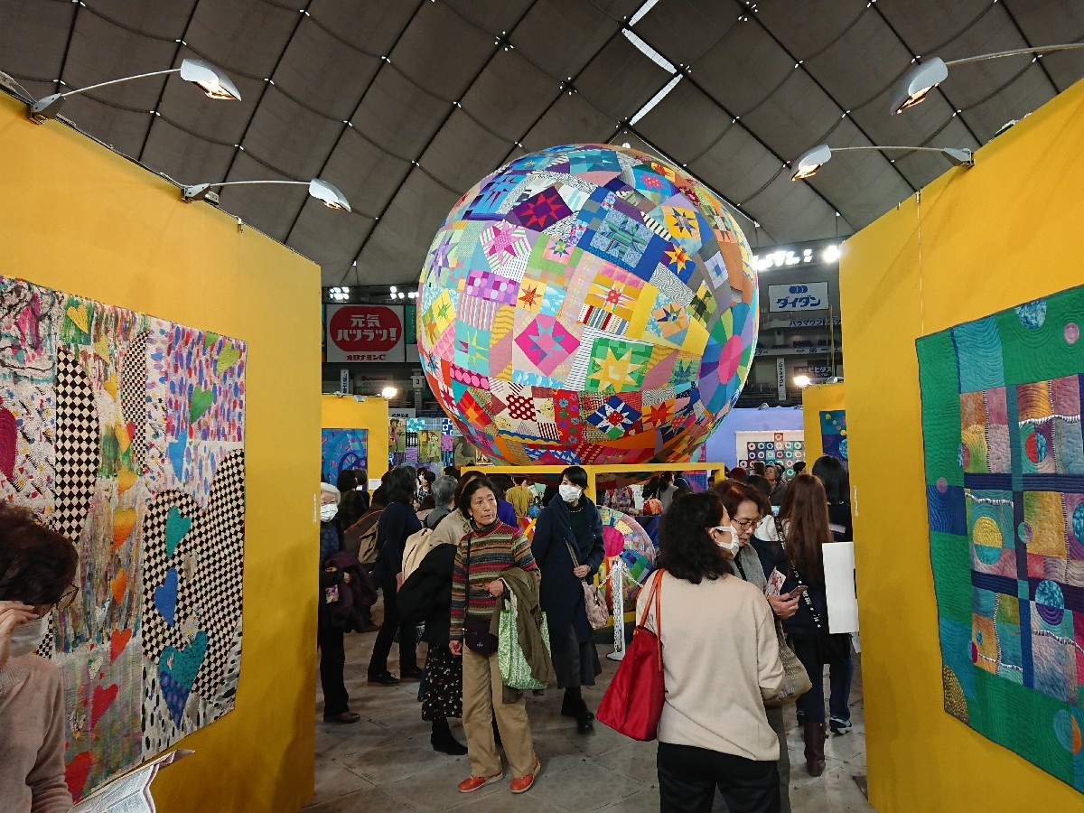 東京国際キルトフェスティバルへ(東京ドーム)_f0323446_22402601.jpg