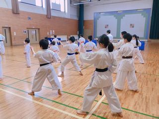 日曜空手　屯田教室　新琴似・新川教室　冬期昇級審査会_c0118332_13531865.jpg