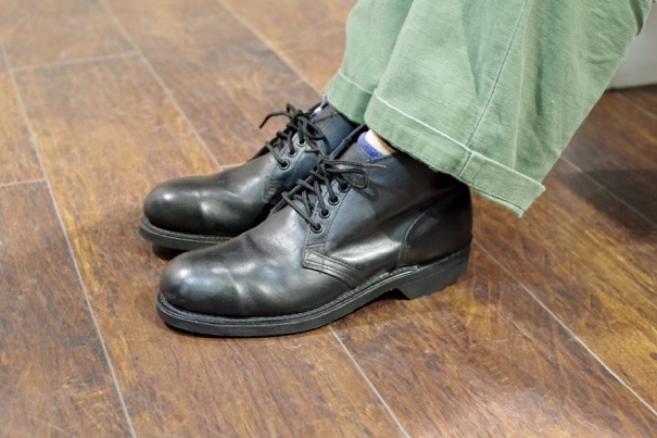 超希少な小さめサイズ ! 1980s US NAVY CHUKKA BOOTS / 1983 USN 