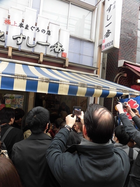 高校時代の友人たちと「とことん東京・修学旅行」その1_f0141310_08274686.jpg