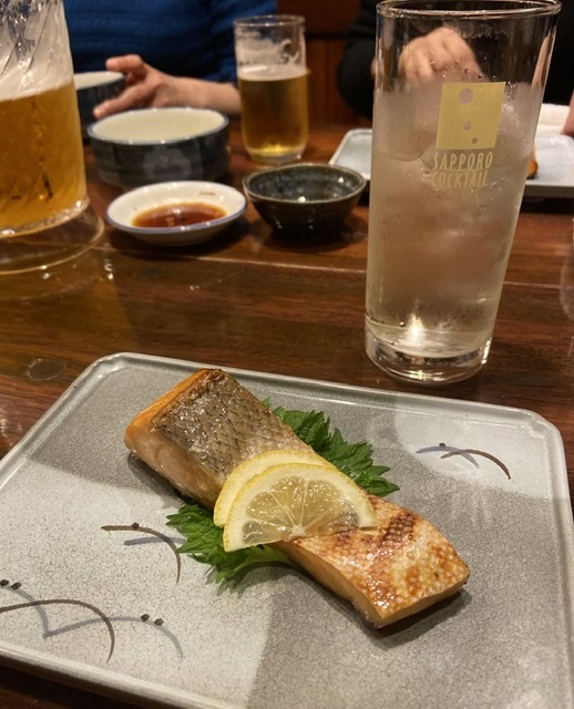 魚料理が自慢の居酒屋で_d0327373_12444043.jpeg