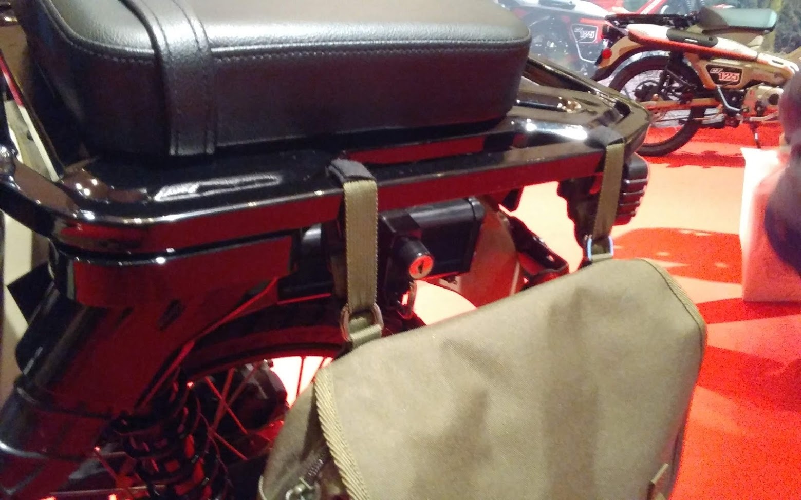 CT125・ハンターカブを見てきた!(前編)_f0061705_15065973.jpg