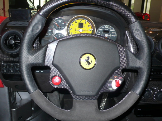 Classic Ferrari の美しさ_a0129711_15113430.jpg