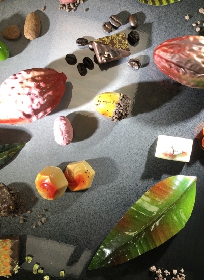 サロンドショコラ2020とクイーン_f0197215_14570540.jpg