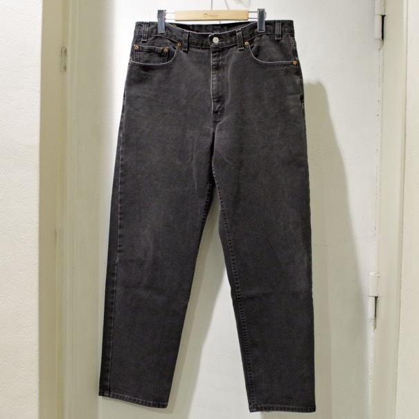 Levi's 517 Black / 先染め ブラック & 550 後染め ブラック Made in