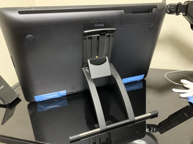 ワコム液タブ】液晶タブレット Wacom Cintiq 22 FHDにエルゴ