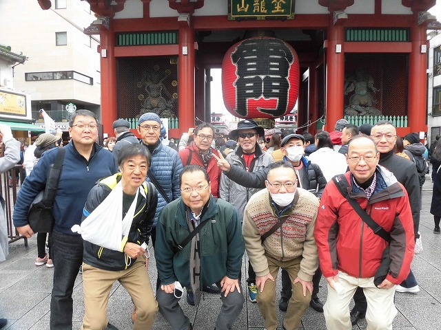 浅草で昼飲み、落語を満喫した「とことん東京・修学旅行」その2_f0141310_08092861.jpg