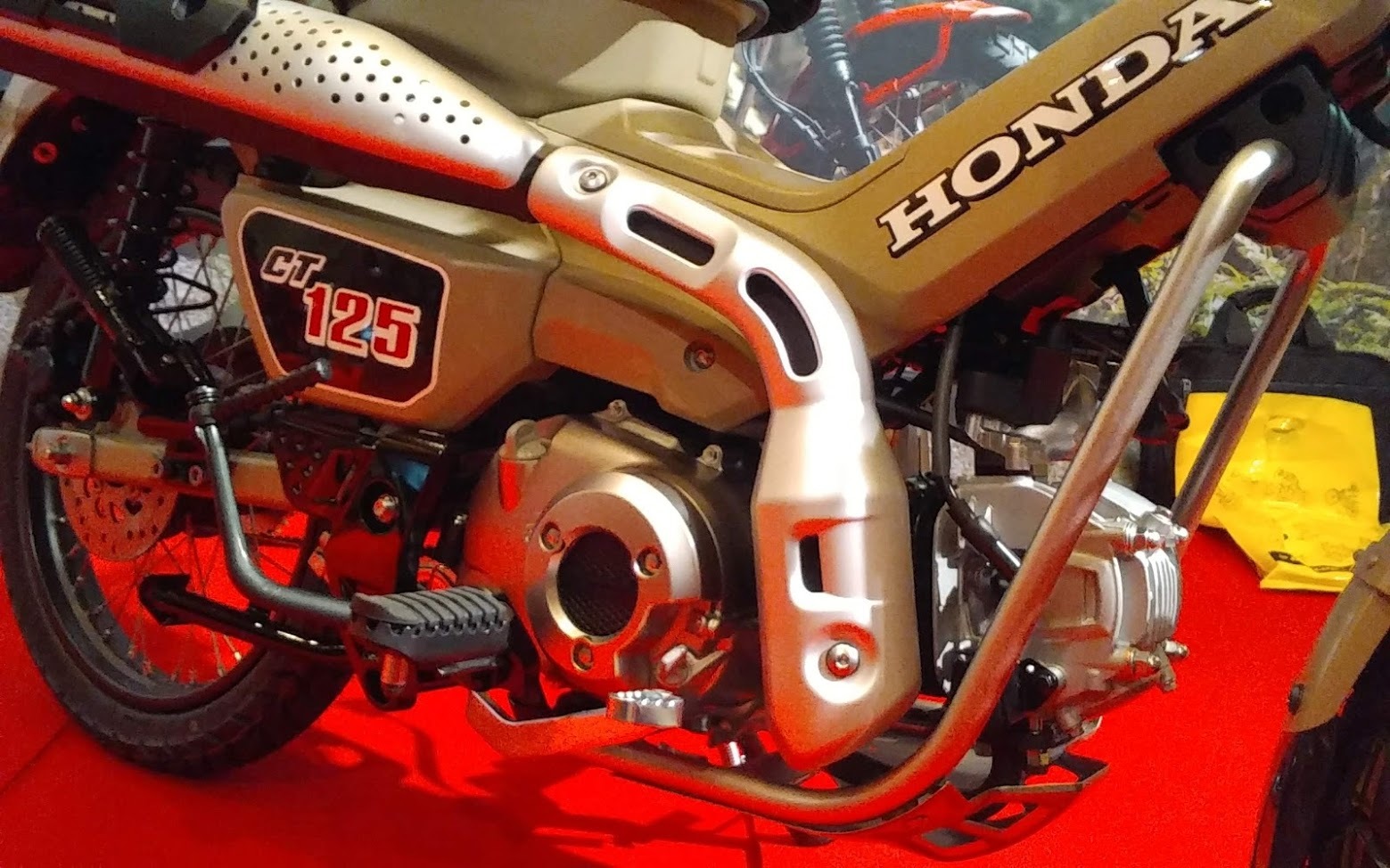 CT125・ハンターカブを見てきた!(後編)_f0061705_15444866.jpg
