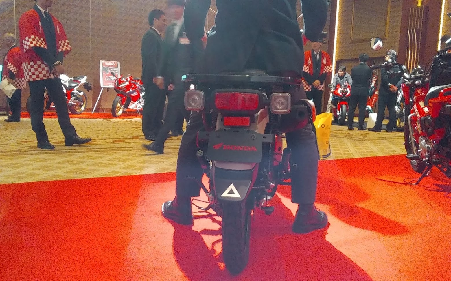 CT125・ハンターカブを見てきた!(後編)_f0061705_15450819.jpg
