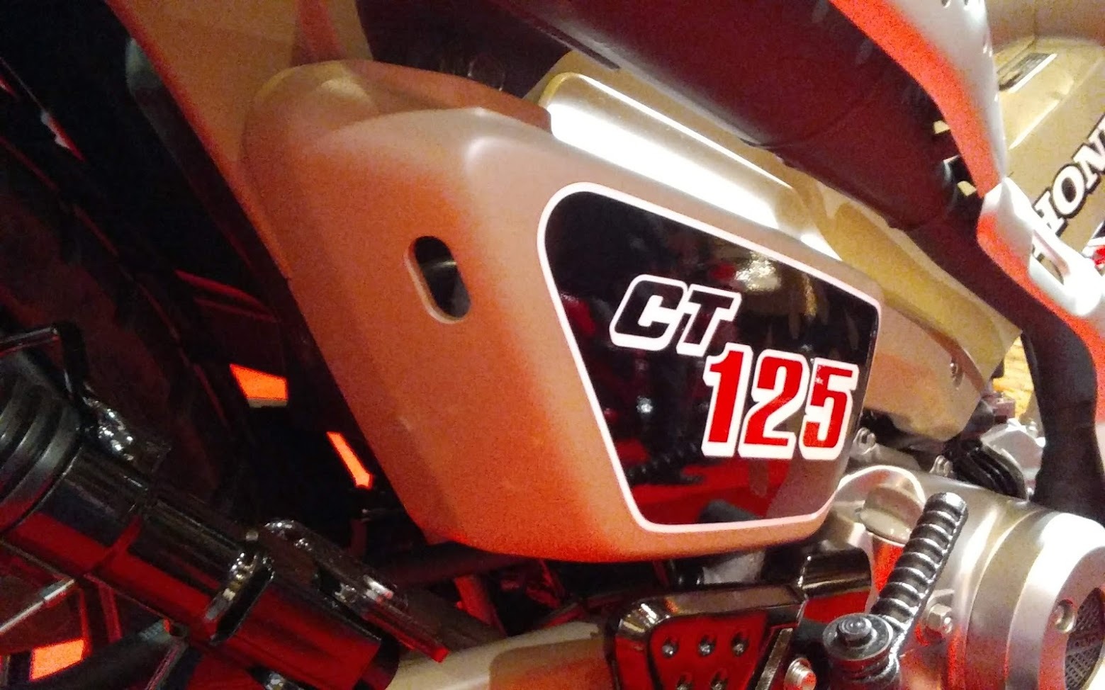 CT125・ハンターカブを見てきた!(後編)_f0061705_15460171.jpg