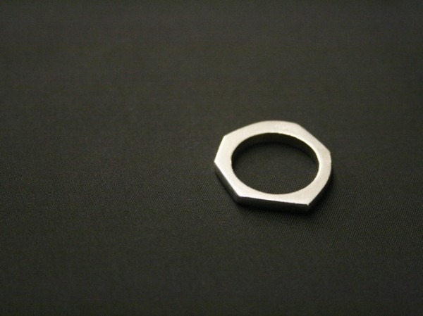 美味しいアイス。 入荷、GUCCIのシルバーアクセサリー リング、ブレスレット、ネックレス_f0180307_00541801.jpg