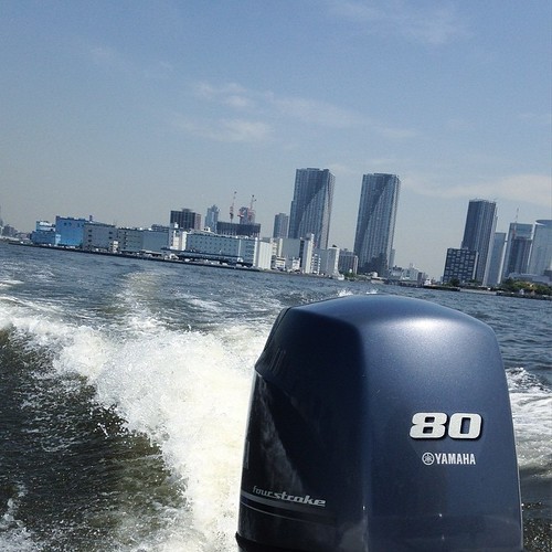 東京湾と隅田川を操船しながらクルージング_c0060143_19272397.jpg