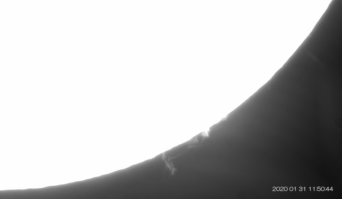 1月31日の太陽_e0174091_15583473.jpg