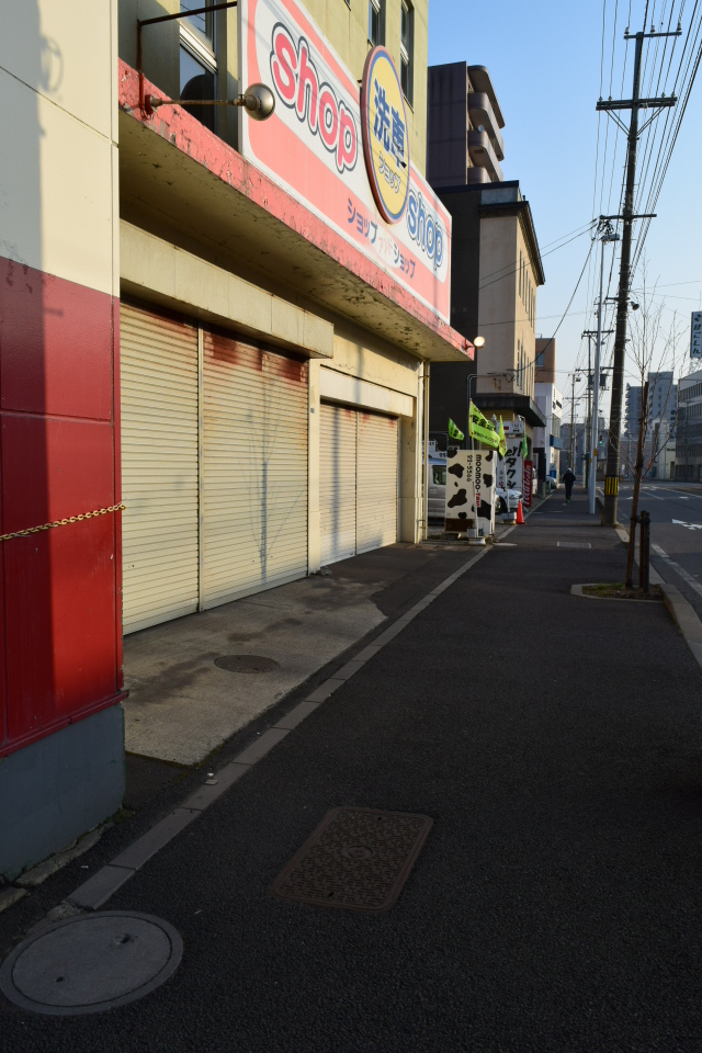 函館市豊川町の及能株式会社(函館の建築紹介)_f0142606_08281389.jpg