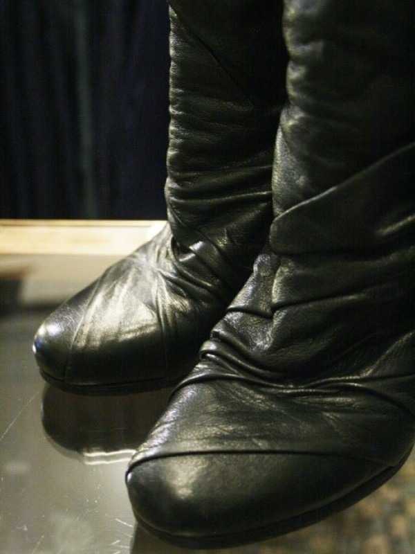 早く帰るつもりで・・・帰れない！！！！　入荷レディースシューズ　HERMES　GUCCI　JIL SANDER　MARTIN MARGIELA_f0180307_01101053.jpg