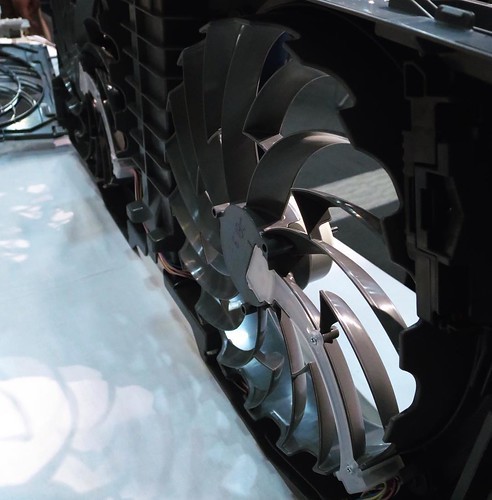 『三菱電機・霧ヶ峰ブランド体験会』のエアコン解体ショーは盛り上がりましたね_c0060143_23015122.jpg