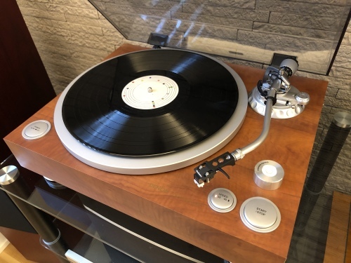 お客様訪問記【Accuphase、B&W】_c0113001_10154769.jpeg