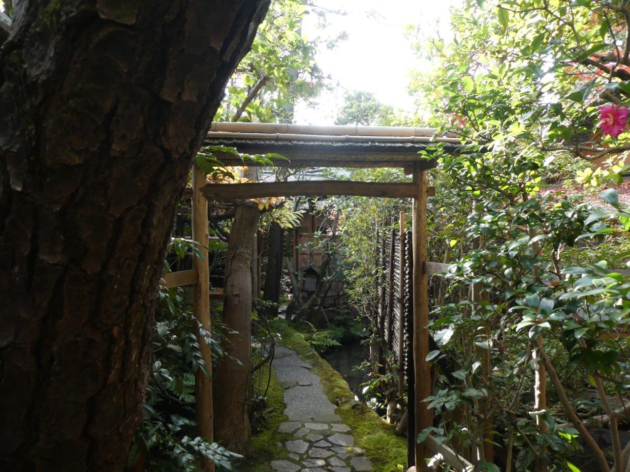 瓢亭 本店 （ひょうてい） 初訪問　鶉粥_d0106134_17011926.jpg