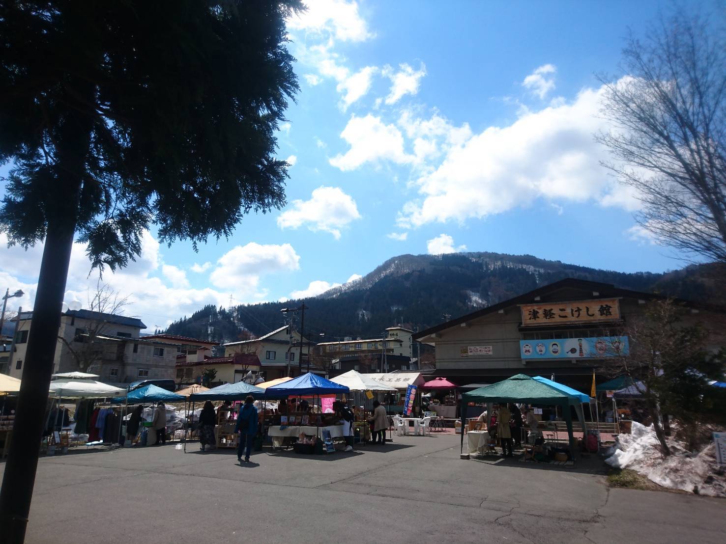 【津軽こけし館】 4月11日12日開催!小さなクラフトイベントK-MEETING!出店者募集のお知らせ!_e0318040_17033582.jpg