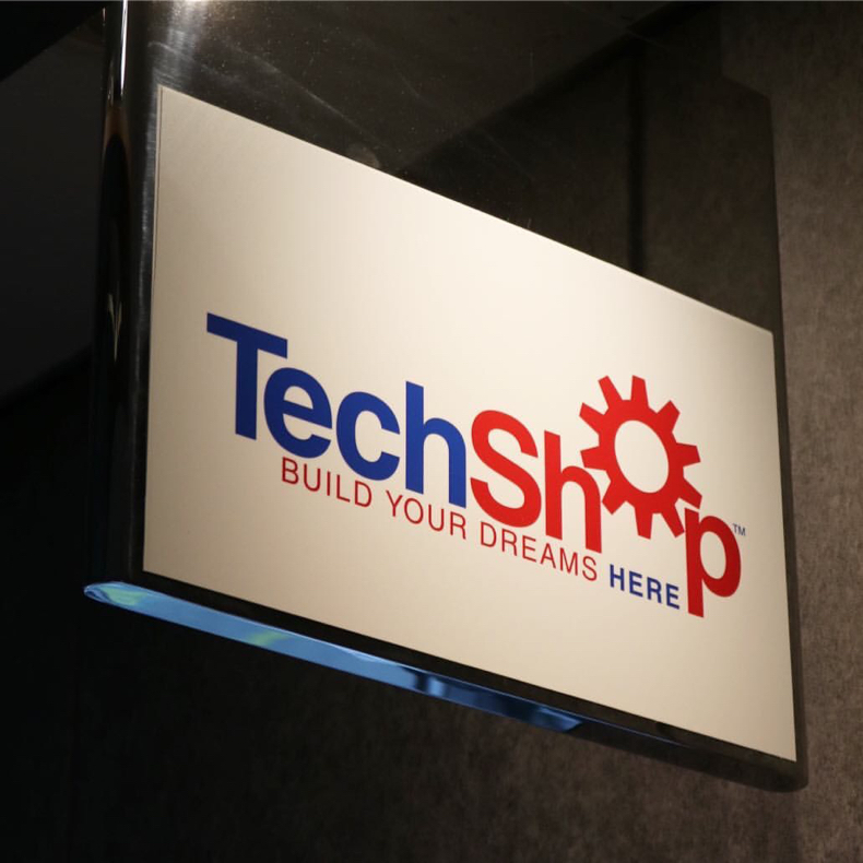 TechShopが無くなってしまうんだって_c0060143_12331665.jpg