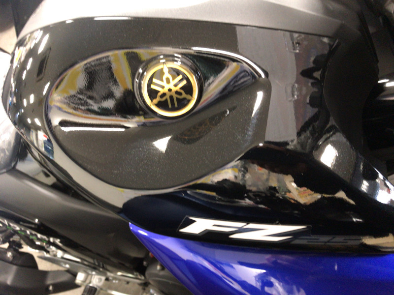 Monster Energy Yamaha MotoGP Editionが来た!_e0185939_16524534.jpeg