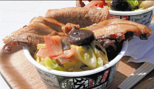 日本一高い日清食品のカップ麺 どん兵衛 1000円 群馬で生まれ育った男のブログ