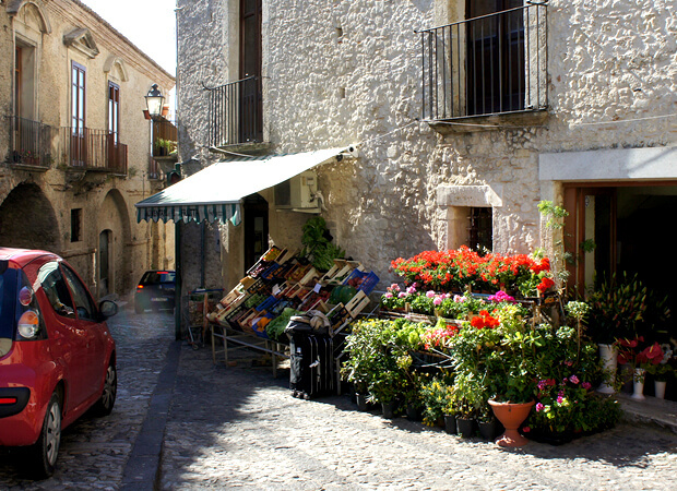 ジェラーチェ3. Città delle 100 chiese〜100の教会の町を歩く_f0205783_14085688.jpg
