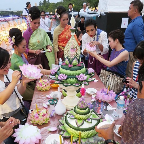 タイ観光アンバサダーとして、天神祭を船上で楽しんできた_c0060143_12344372.jpg