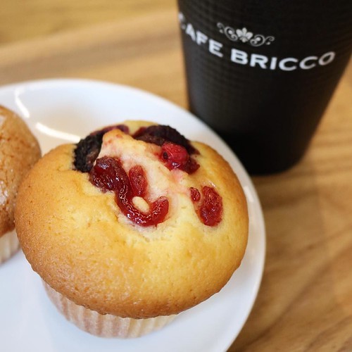 「CAFE BRICCO(カフェブリッコ)」のコーヒーとマフィンが美味しくて安い_c0060143_12530260.jpg