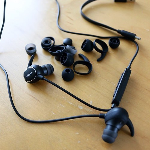 【AD】 小型なのにパワフル、かつお手頃価格のワイヤレスイヤホン_c0060143_13154031.jpg