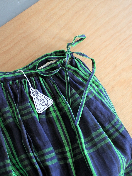 R&D.M.Co- BRITISH TARTAN GATHER SKIRT_b0139281_16295290.jpg