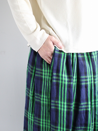 R&D.M.Co- BRITISH TARTAN GATHER SKIRT_b0139281_1631575.jpg