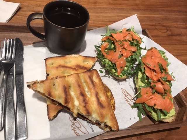 スターバックスRR in シアトル 店内レポ_b0365715_02330573.jpeg