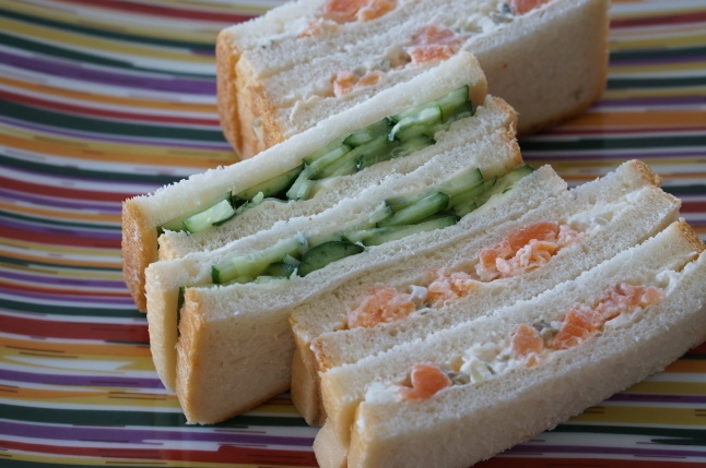 宮本輝のきゅうりのサンドイッチ_d0348118_13160266.jpeg