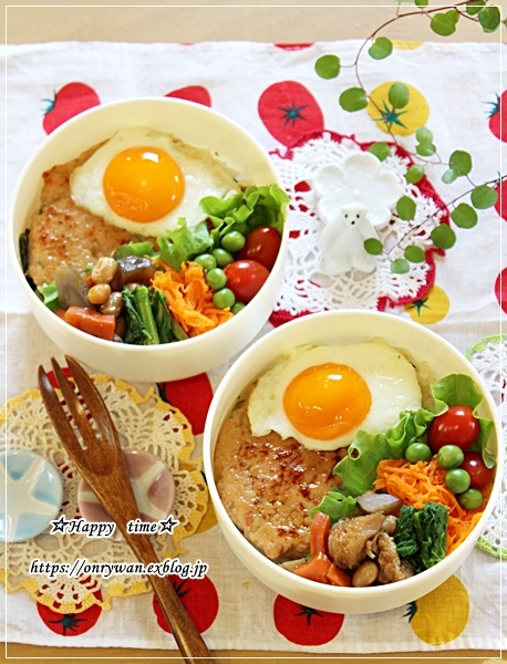 ビッグなつくね丼弁当とパン焼き♪_f0348032_16434836.jpg