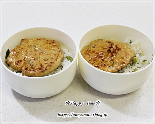 ビッグなつくね丼弁当とパン焼き♪_f0348032_16440124.jpg
