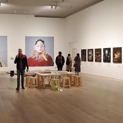 美術館とお酒の匂い、映画館の奇妙な人々_c0060143_01380048.jpg