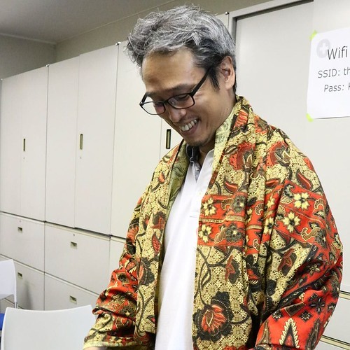 「りんごをかじろう」でフィリピンのマロンをまとってみた_c0060143_16034293.jpg