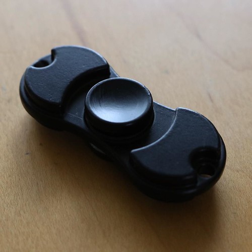 夏休みの自由研究: ハンドスピナー/フィジェットスピナーについて_c0060143_16310449.jpg