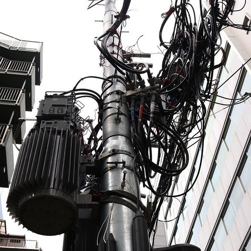 神田の高架下を覗き、電柱・電線を見上げながら写真散歩_c0060143_16340659.jpg
