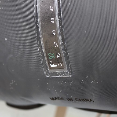 【AD】太陽光で水を温めて簡易シャワー!_c0060143_17504634.jpg