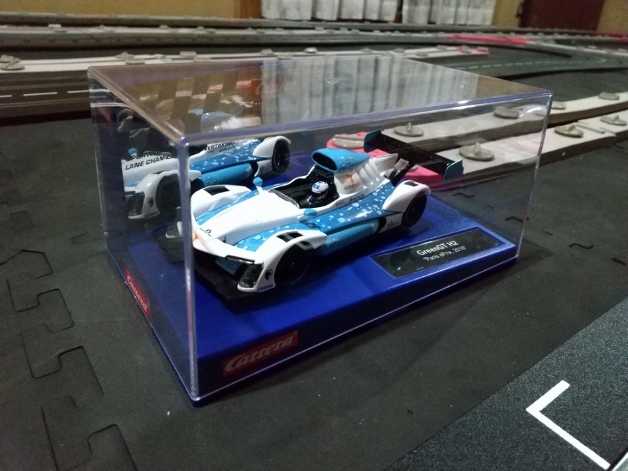 カレラ　フォーミュラＥとGreenGT H2_f0100844_21371263.jpg