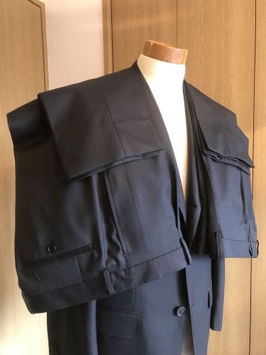 「岩手のスーツ」初体験キャンペーン! ~ジャケパンスタイルから~ 編_c0177259_21383444.jpeg