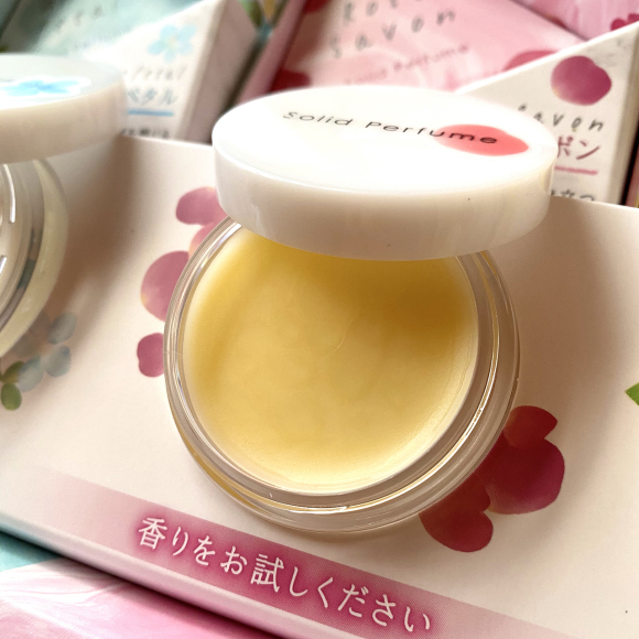 生活の木『Solid Perfume 練り香水』2月1日発売!!_a0044064_13292190.jpg