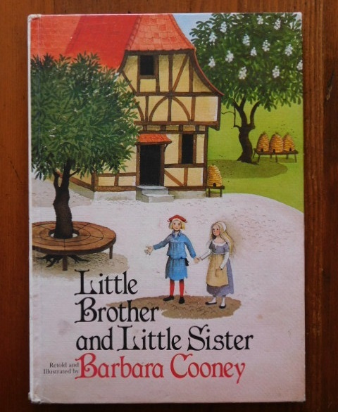 Book：バーバラ・クーニー画「Little Brother and Little Sister」_c0084183_09321570.jpg