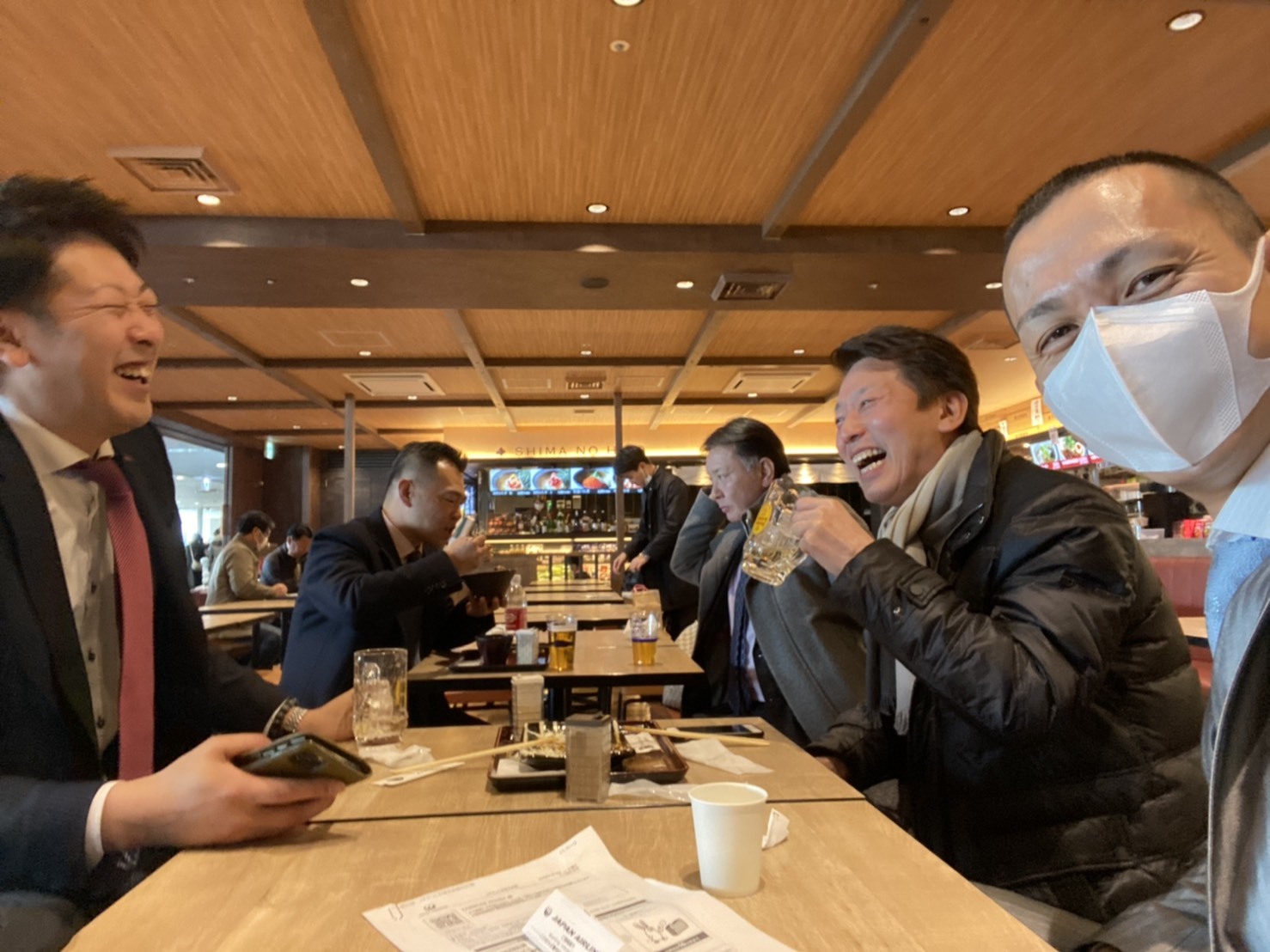 2月6日(木)本店ブログ ☆FJクルーザー4.0カラーパッケージ 4WD☆カスタム多数☆ ランクル ハマー エスカレードならTOMMYモータース🌠_b0127002_18585481.jpg