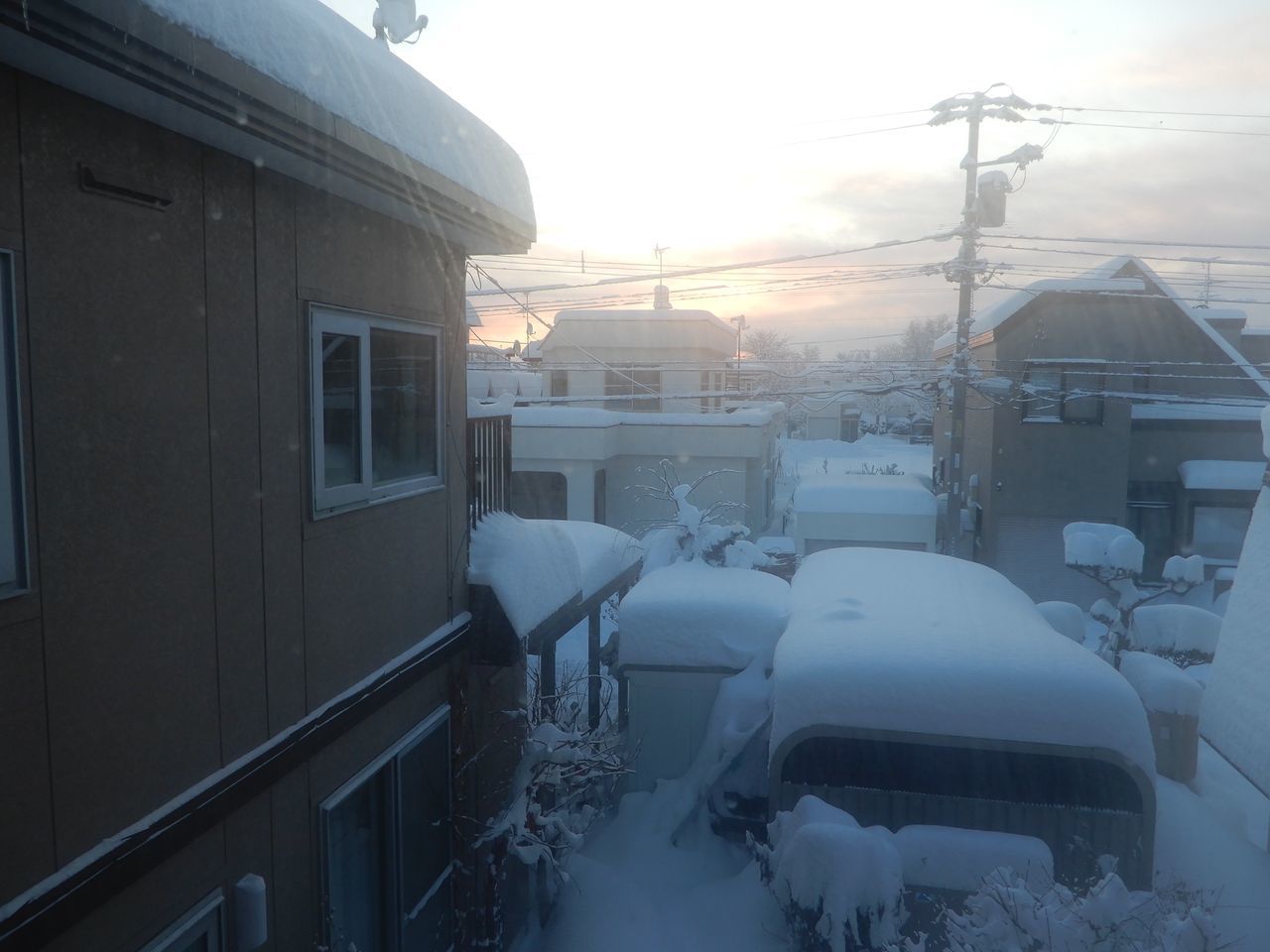 今季一番の冷え込みと一番のドカ雪_c0025115_22181753.jpg