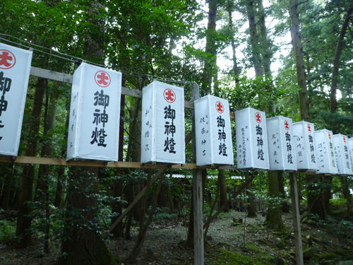 パワースポット、弥彦神社へ＠2011夏の新潟旅行_c0152767_12470554.jpg
