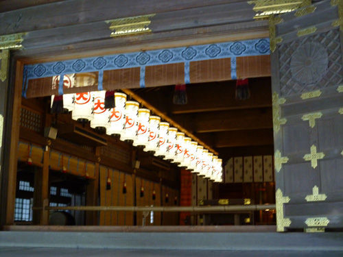 パワースポット、弥彦神社へ＠2011夏の新潟旅行_c0152767_12513416.jpg