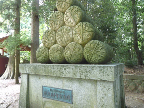 弥彦神社の境内にある鹿苑@2011夏の新潟旅行_c0152767_13032125.jpg